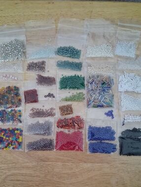 NWOT Mixed Bead Assortment AA114